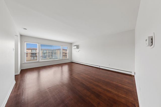 372 Yates Avenue, Calumet City, IL 60409