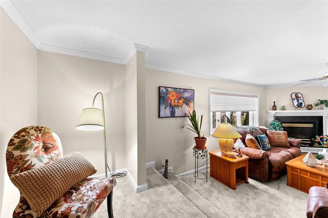 36 Manorfield, Murrysville, PA 15626