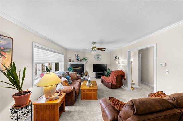 36 Manorfield, Murrysville, PA 15626