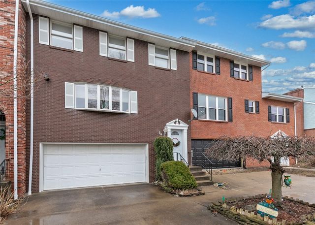 36 Manorfield, Murrysville, PA 15626