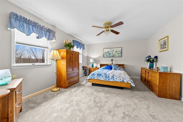 36 Manorfield, Murrysville, PA 15626