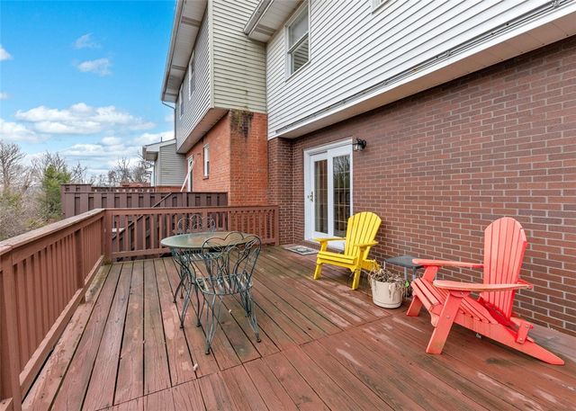 36 Manorfield, Murrysville, PA 15626