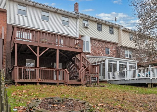 36 Manorfield, Murrysville, PA 15626