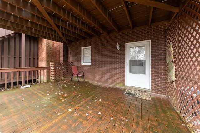 36 Manorfield, Murrysville, PA 15626