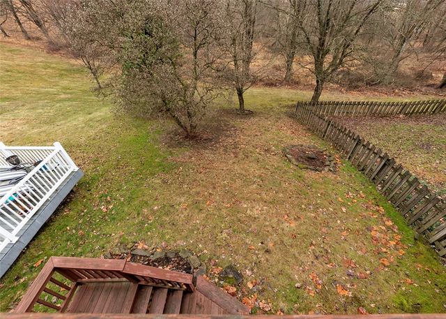 36 Manorfield, Murrysville, PA 15626