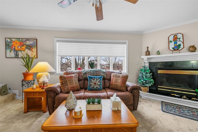 36 Manorfield, Murrysville, PA 15626