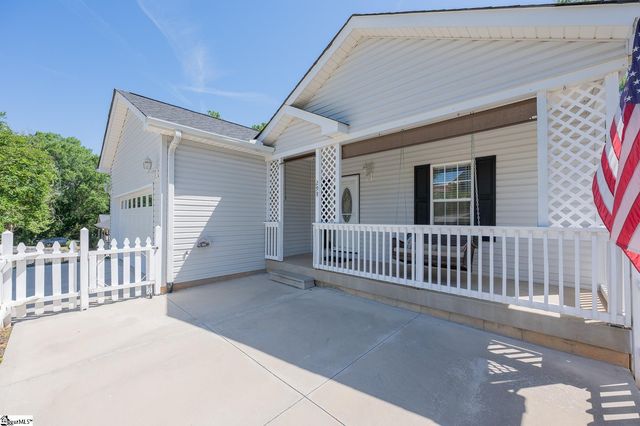 298 N Orchard Drive, Taylors, SC 29687