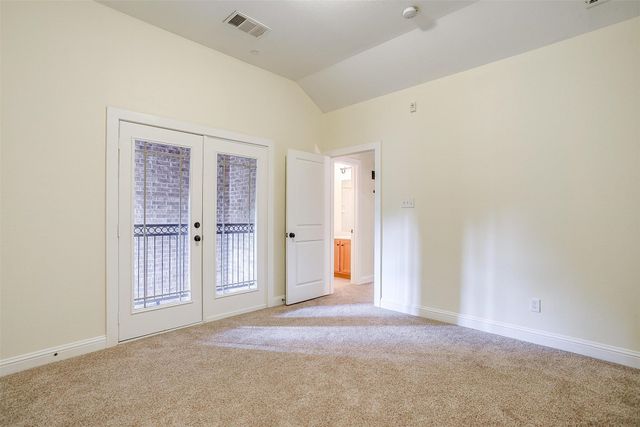 942 Brook Forest Lane, Euless, TX 76039