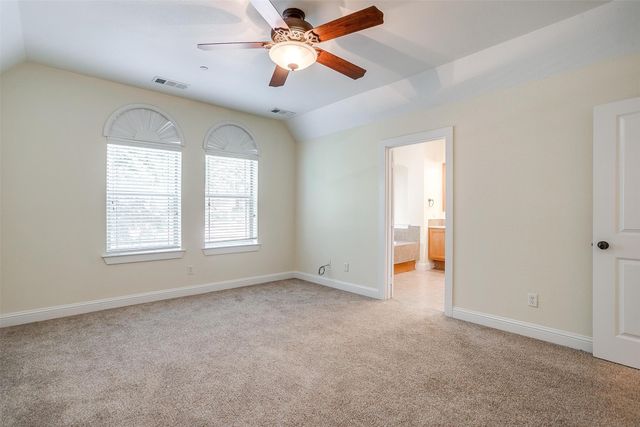 942 Brook Forest Lane, Euless, TX 76039