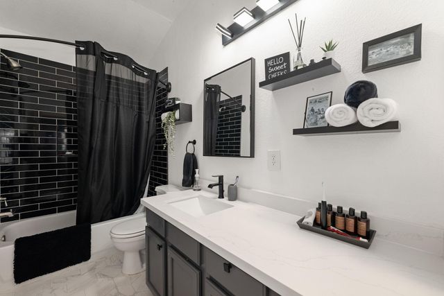 25227 Bright Hollow Lane, Katy, TX 77494