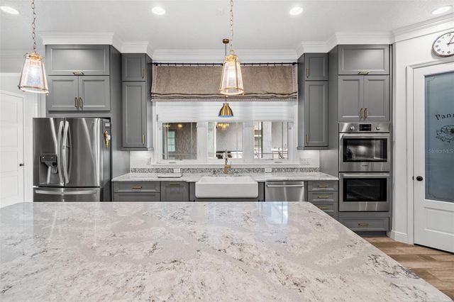105 PINE STREET, Windermere, FL 34786