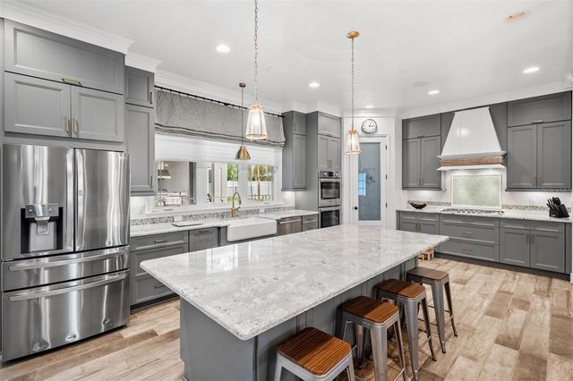 105 PINE STREET, Windermere, FL 34786