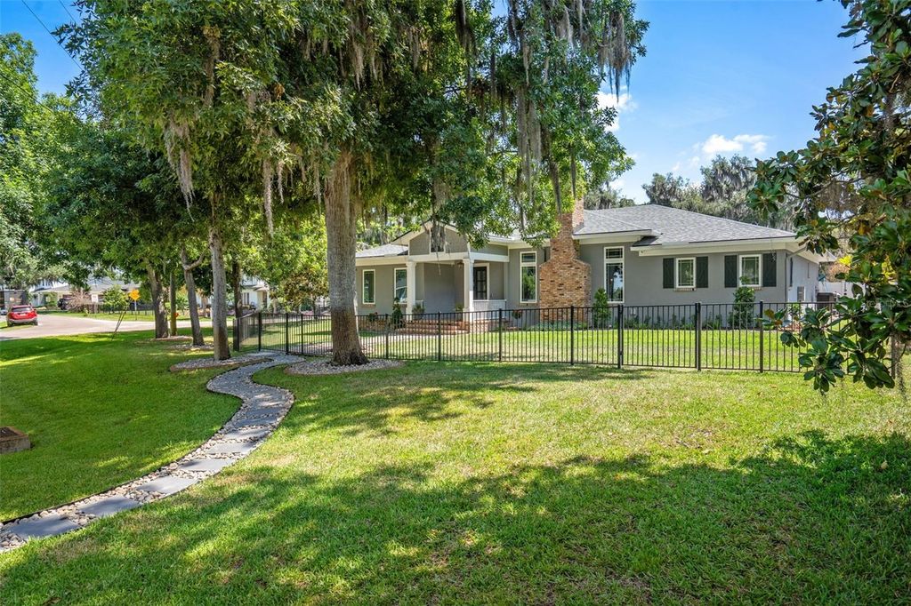 105 PINE STREET, Windermere, FL 34786