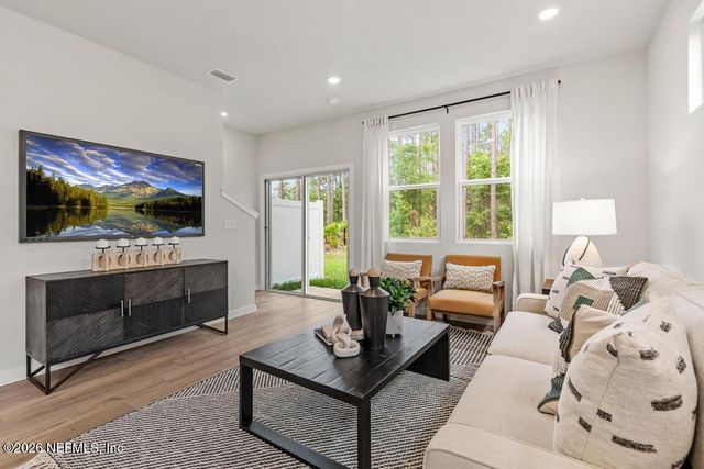 10737 WATERFIELD Road, Jacksonville, FL 32210