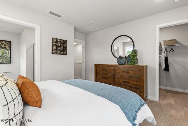 10737 WATERFIELD Road, Jacksonville, FL 32210