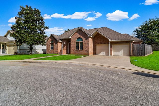 104 Sunset Court, Livingston, TX 77351