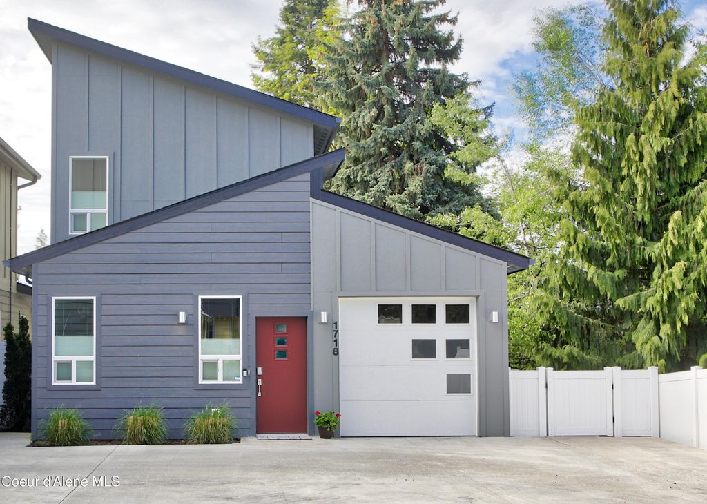 1718 N Solomon CT, Coeur D'alene, ID 83814