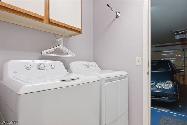 8929 Mountain Gate Drive, Las Vegas, NV 89134