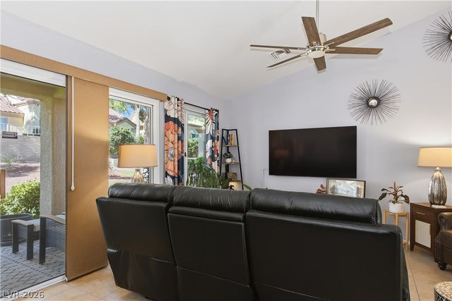 8929 Mountain Gate Drive, Las Vegas, NV 89134