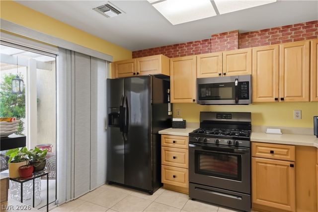 8929 Mountain Gate Drive, Las Vegas, NV 89134