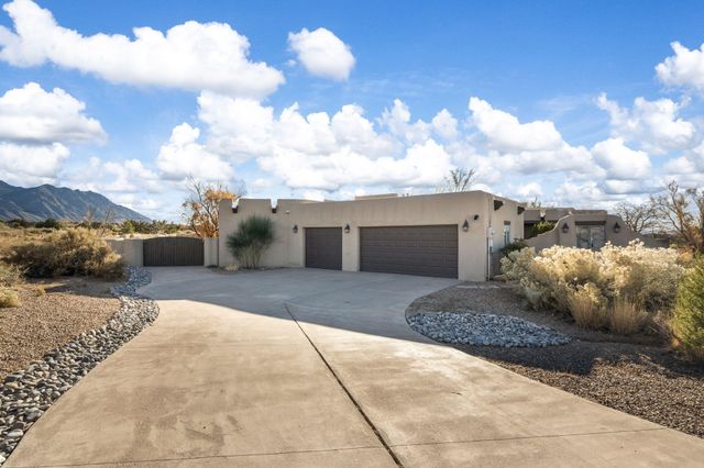 56 Placitas Trails Road, Placitas, NM 87043