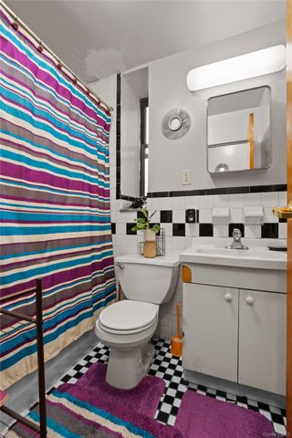 211 West 144th Street 2C, New York (manhattan), NY 10030