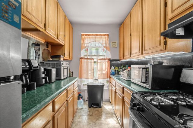 211 West 144th Street 2C, New York (manhattan), NY 10030
