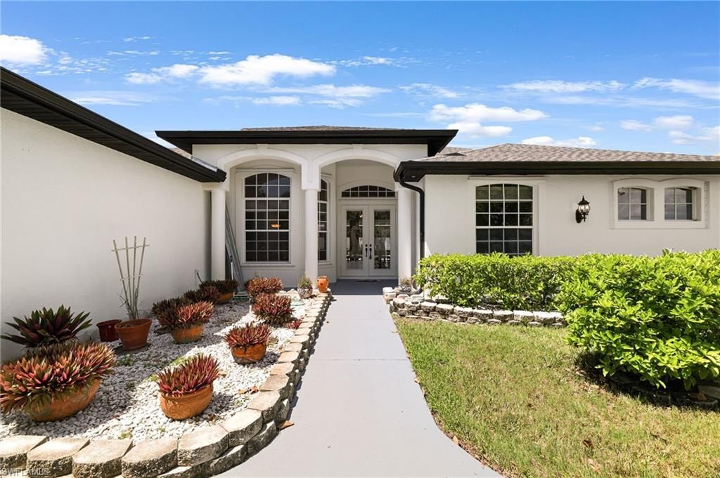 1819 SE 19th LN, CAPE CORAL, FL 33990 — photo 3
