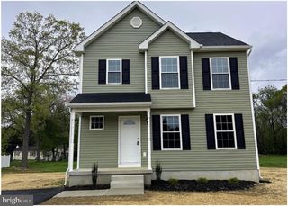 108 W PARK AVE, Vineland, NJ 08360