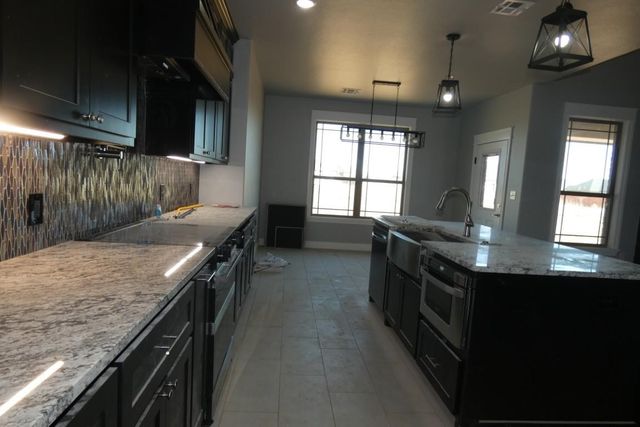 12568 Pinnacle Ln, Elgin, OK 73538