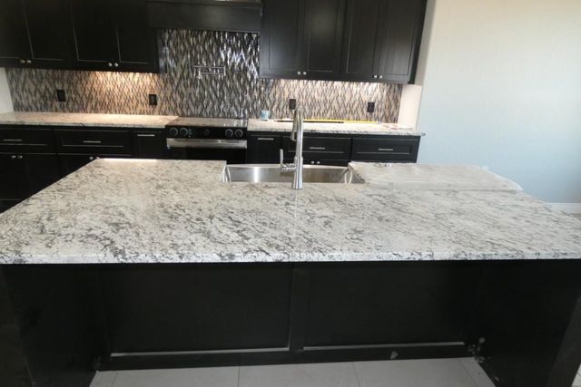 12568 Pinnacle Ln, Elgin, OK 73538