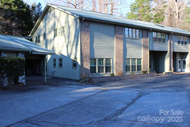 44 Jervey Road 4D, Tryon, NC 28782