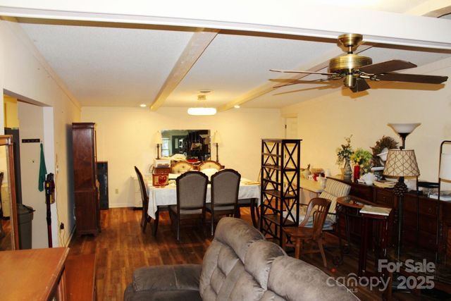 44 Jervey Road 4D, Tryon, NC 28782