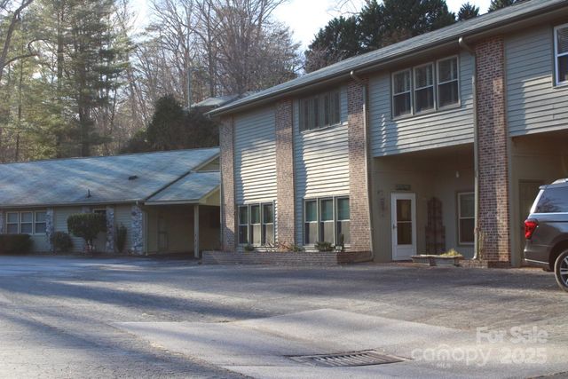 44 Jervey Road 4D, Tryon, NC 28782