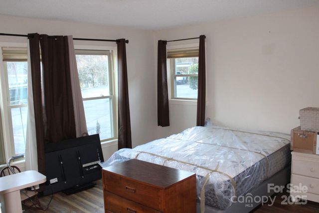 44 Jervey Road 4D, Tryon, NC 28782