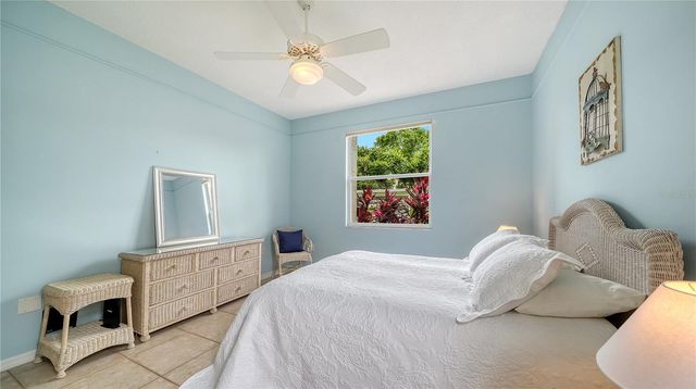 8755 OLDE HICKORY AVENUE 7101, Sarasota, FL 34238