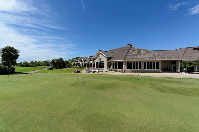 8755 OLDE HICKORY AVENUE 7101, Sarasota, FL 34238