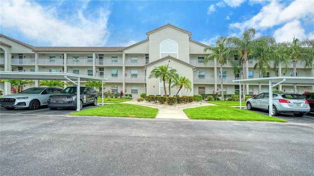 8755 OLDE HICKORY AVENUE 7101, Sarasota, FL 34238
