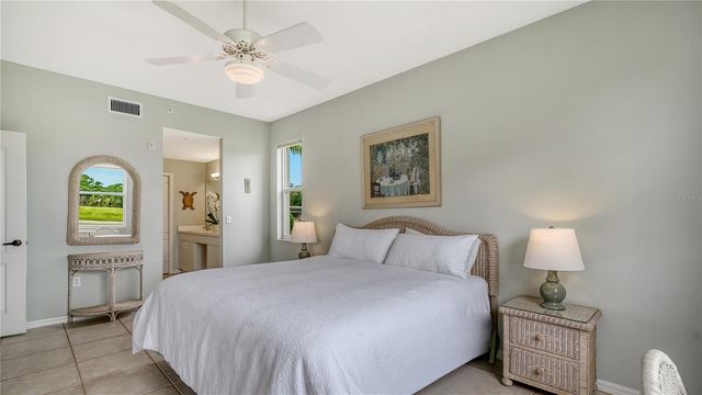 8755 OLDE HICKORY AVENUE 7101, Sarasota, FL 34238
