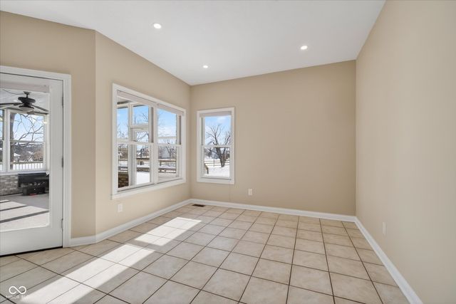 5268 Oakbrook Drive, Plainfield, IN 46168