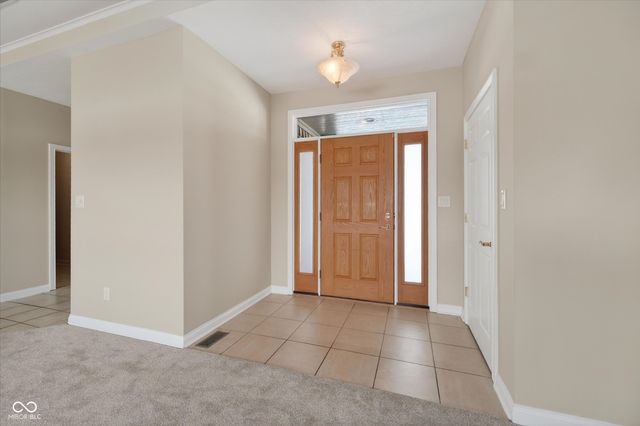 5268 Oakbrook Drive, Plainfield, IN 46168