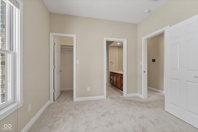 5268 Oakbrook Drive, Plainfield, IN 46168