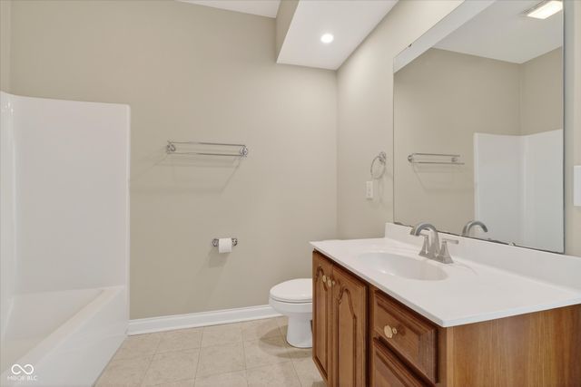 5268 Oakbrook Drive, Plainfield, IN 46168