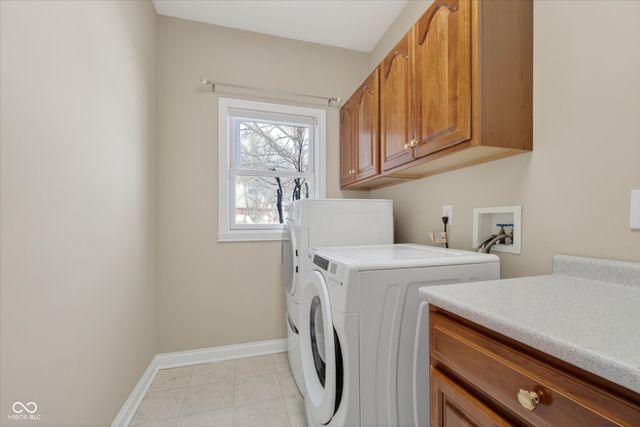 5268 Oakbrook Drive, Plainfield, IN 46168