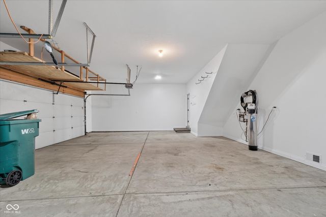 5268 Oakbrook Drive, Plainfield, IN 46168