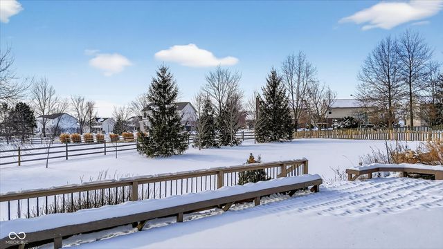 5268 Oakbrook Drive, Plainfield, IN 46168