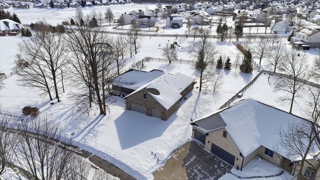 5268 Oakbrook Drive, Plainfield, IN 46168