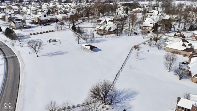 5268 Oakbrook Drive, Plainfield, IN 46168