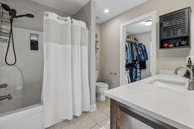 1808 Mosaic Trl, Murfreesboro, TN 37130