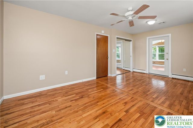 1835 Pinehurst Road, Bethlehem City, PA 18018